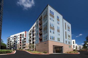 City view vinings apartments  controlled secure access